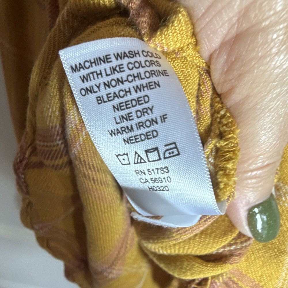 Maurices Yellow Purple White Plaid Collared Button-Up Long Sleeve Rayon XL - Picture 9 of 12